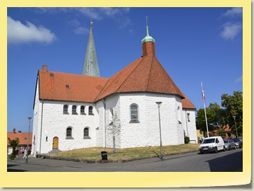 St. Nicolai Kirche, 13. Jh.
