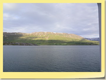 Einfahrt nach Akureyri