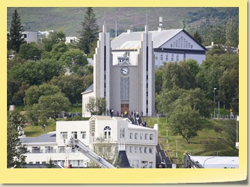 Kirche in Akureyri, 1940 erbaut