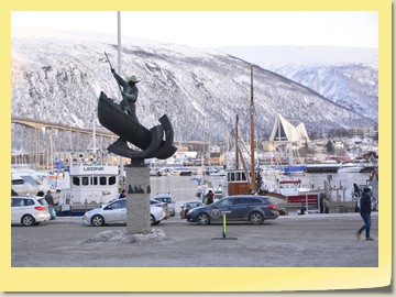 Denkmal für auf See gebliebene Fischer in Tromsø
