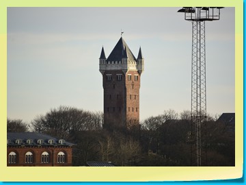 Wasserturm, inspiriert vom Nürnberger Nassauer Haus