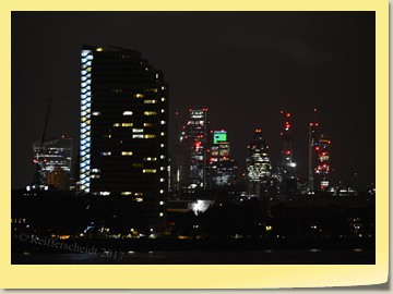 Nächtliche Panoramafahrt durch London