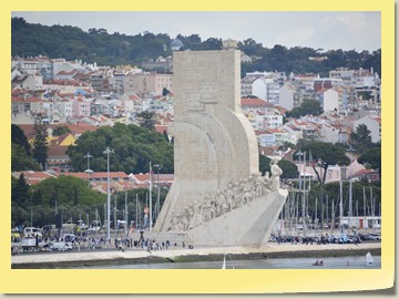 Einfahrt in Lissabon - Denkmal der Entdeckungen mit Heinrich dem Seefahrer