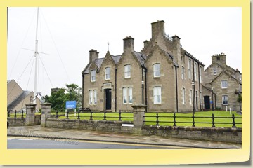 Polizeistation der Serie "Mord auf Shetland"