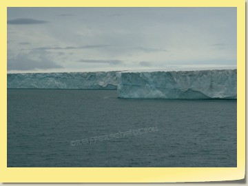Bråsvellbreen, längste Eisabbruchkante der nördlichen Hemisphäre / Nordauslandet